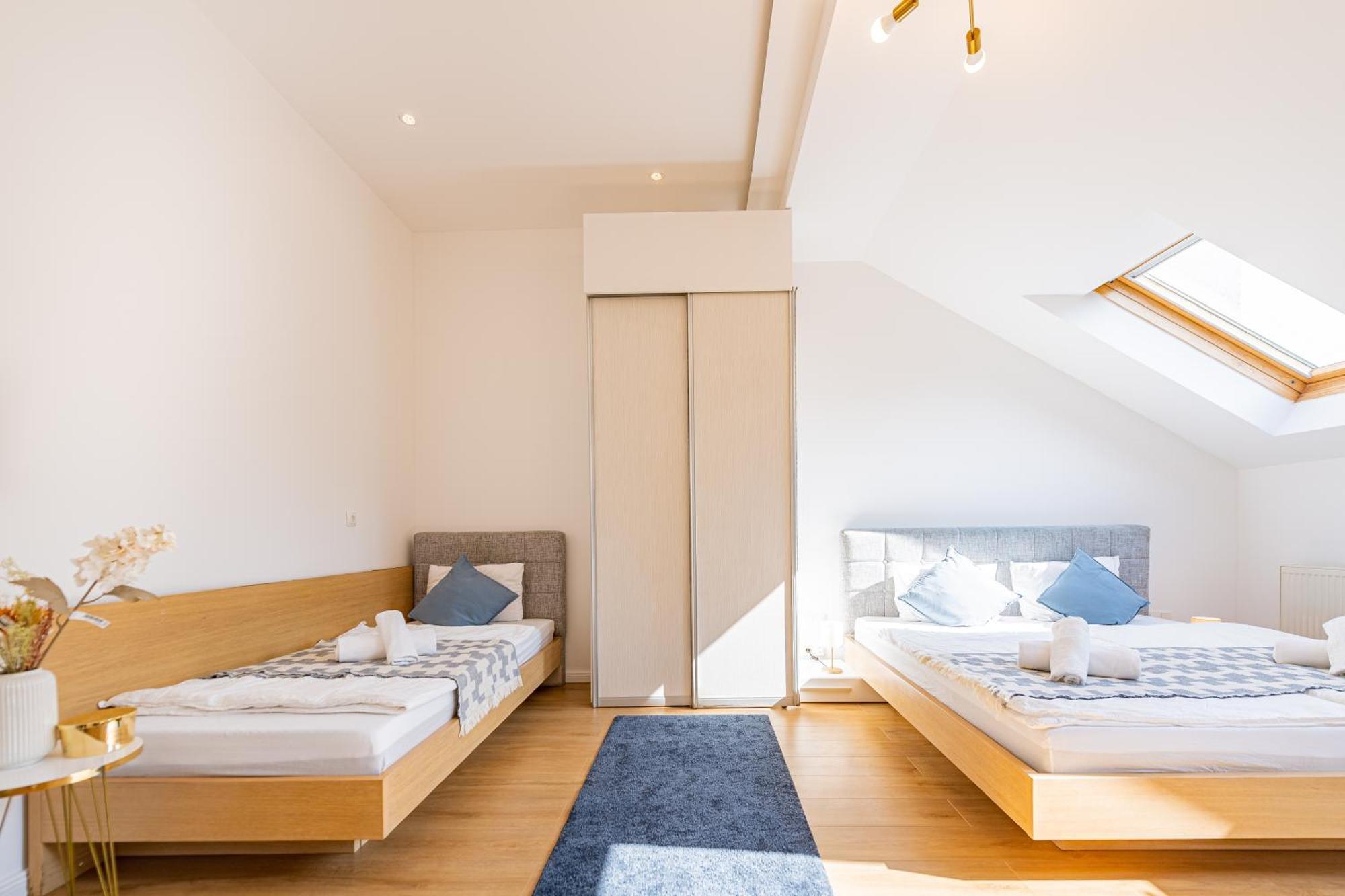 Apartment With Balcony Near Augarten Вена Экстерьер фото